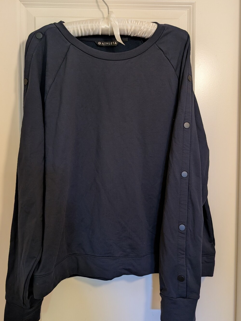 Athleta Snappy Sweatshirt UNIQUE Snap Sleeve Crewneck Pullover, $98 Original